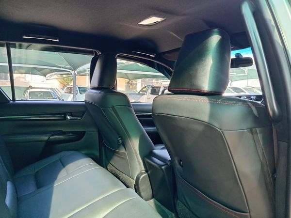 2018-Toyota-Hilux-28-GD-6-Raider-4x4-Double-Cab-Auto image:8