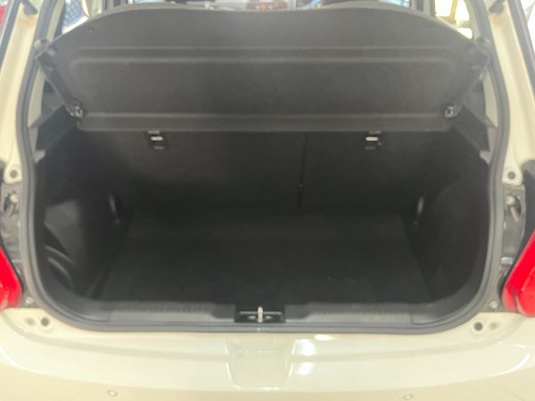 2023-Suzuki-Swift-12-GL image:9
