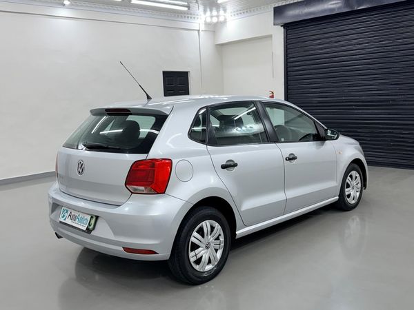 2019-Volkswagen-Polo-Vivo-14-Trendline-5-dr image:5