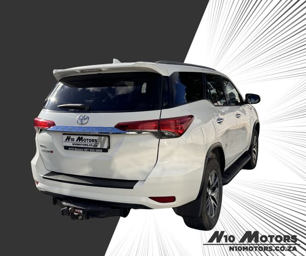 2018-Toyota-Fortuner-28-GD-6-Raised-Body image:3
