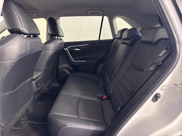 2022-Toyota-RAV4-20-VX-CVT image:2