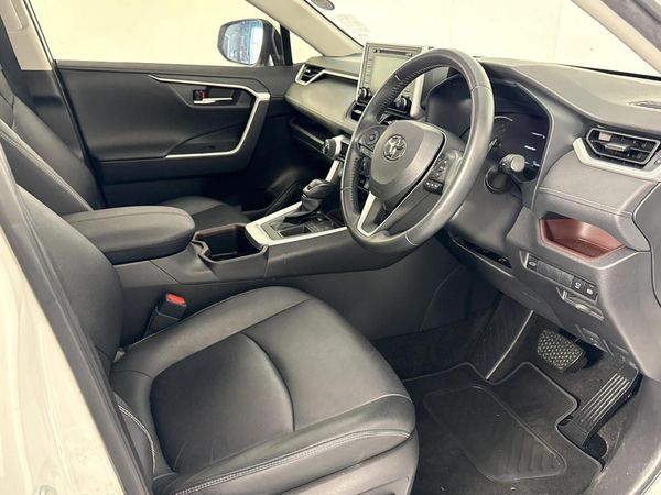 2022-Toyota-RAV4-20-VX-CVT image:8