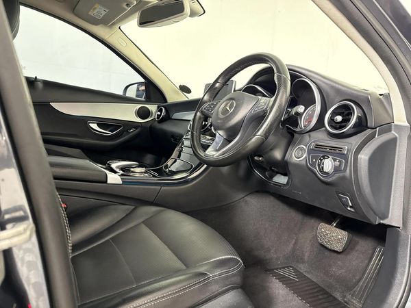 2016-Mercedes-Benz-C-Class-C-200-Auto image:9