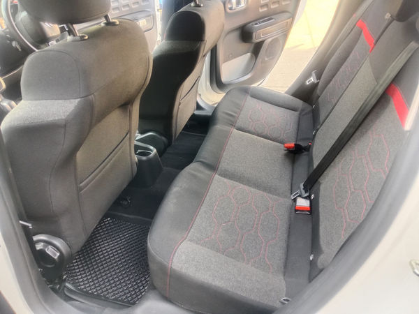 2020-Citroen-C3-Aircross-12-PureTech-Feel image:13