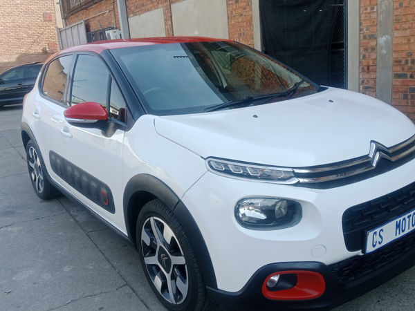 2020-Citroen-C3-Aircross-12-PureTech-Feel image:1