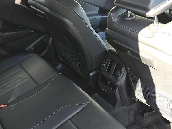 2025-BMW-X3-20d-xDrive image:14