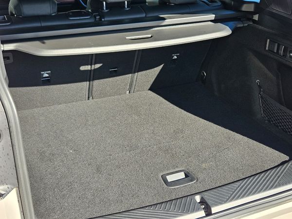 2025-BMW-X3-20d-xDrive image:15