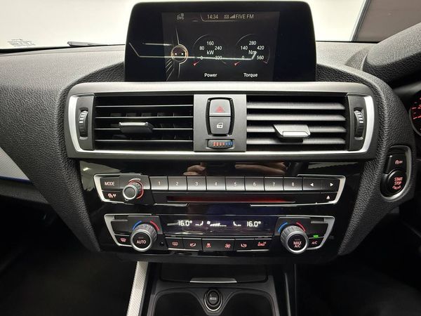 2016-BMW-2-Series-M240i-Coupe-Auto image:14
