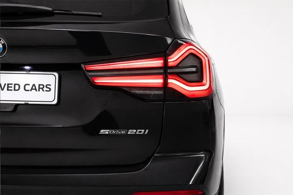 2022-BMW-X3-sDrive20i image:5
