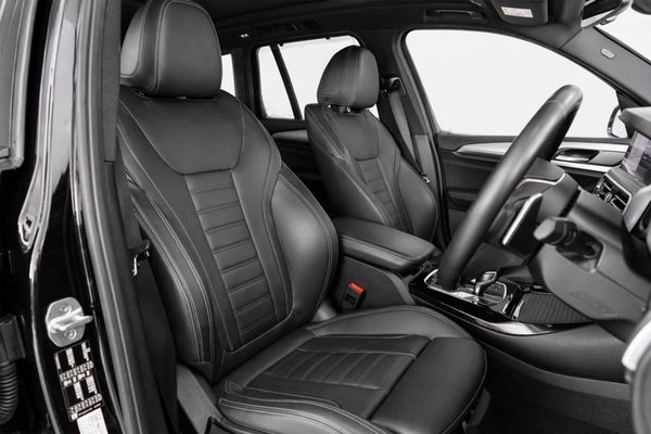 2022-BMW-X3-sDrive20i image:7