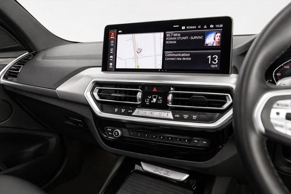 2022-BMW-X3-sDrive20i image:8