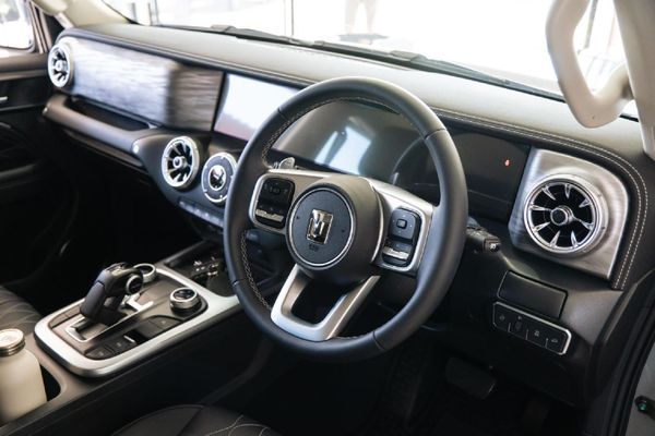 2026-GWM-Tank-300-24TD-Luxury-Auto image:27