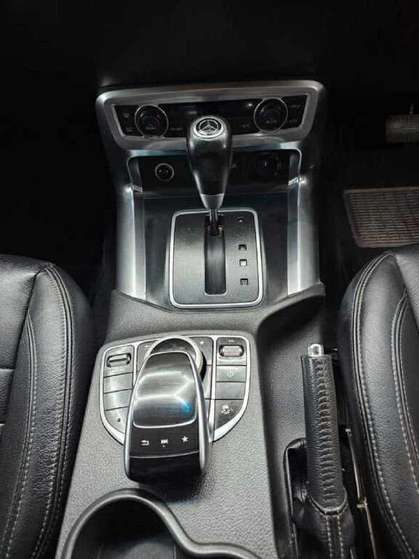 2020-Mercedes-Benz-X-Class-X350d-4Matic-Power image:15