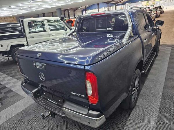2020-Mercedes-Benz-X-Class-X350d-4Matic-Power image:8