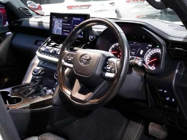 2022-Toyota-Land-Cruiser-300-V6-33-D-ZX image:20