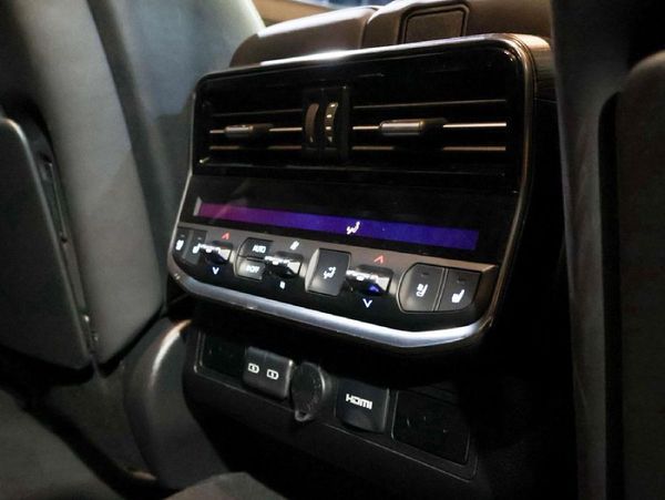 2022-Toyota-Land-Cruiser-300-V6-33-D-ZX image:28