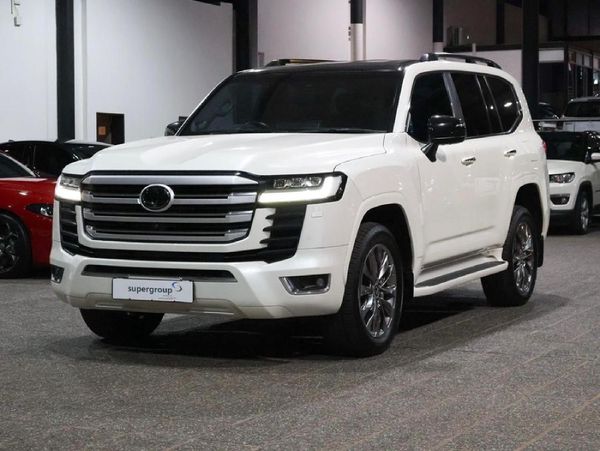 2022-Toyota-Land-Cruiser-300-V6-33-D-ZX image:6