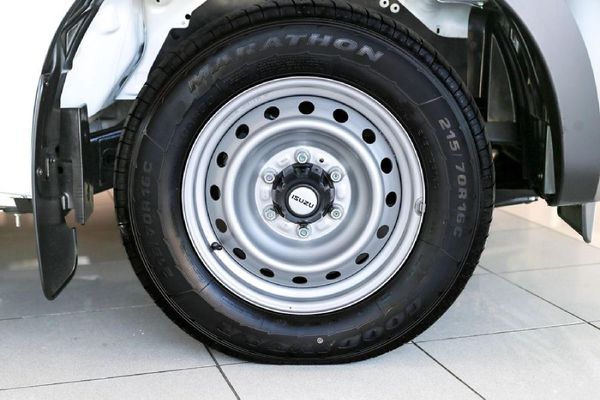 2026-Isuzu-D-Max-250C-Single-Cab image:13