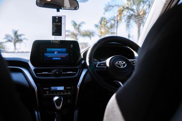 2024-Toyota-Urban-Cruiser-15-XR-Auto image:8