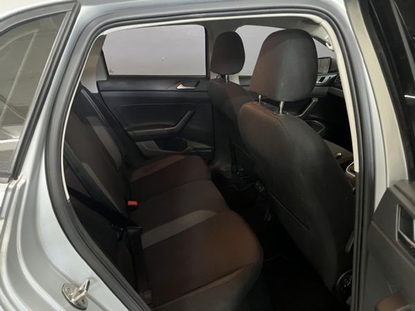 2023-Volkswagen-Polo-10-TSI-Life-Auto-DSG image:5