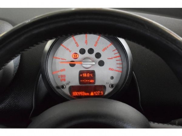 2011-MINI-Countryman-Cooper image:11
