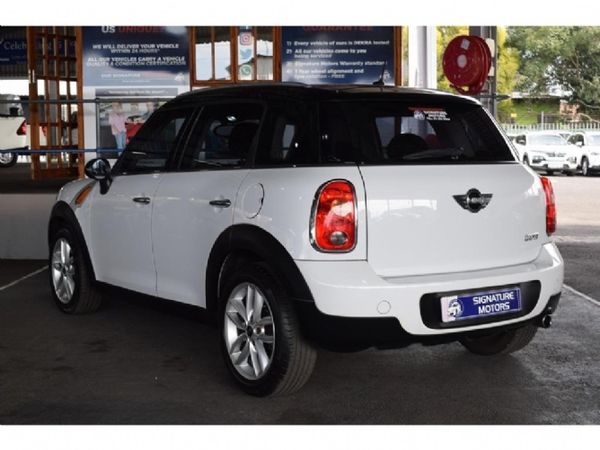 2011-MINI-Countryman-Cooper image:4