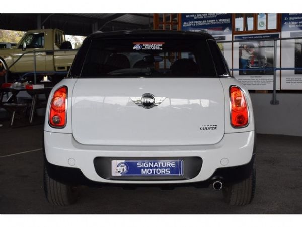 2011-MINI-Countryman-Cooper image:5