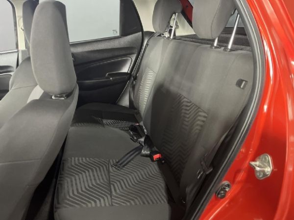2019-Suzuki-Swift-12-GL image:10