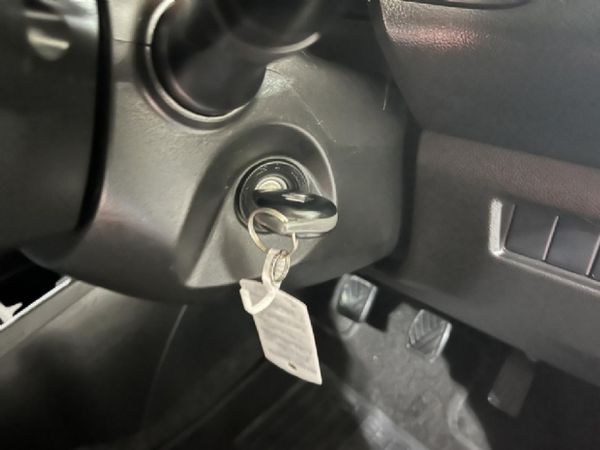 2019-Suzuki-Swift-12-GL image:15
