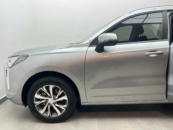 2023-Haval-Jolion-15T-Premium-Auto image:5