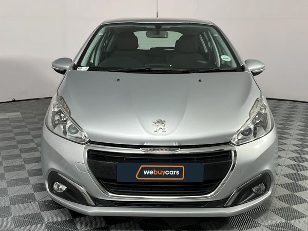 2017-Peugeot-208-12-PureTech-Active-5-dr image:15