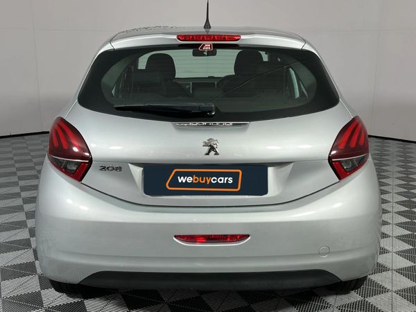 2017-Peugeot-208-12-PureTech-Active-5-dr image:18