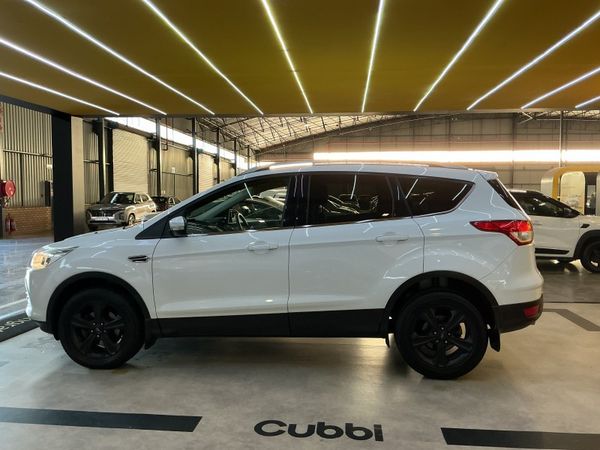 2015-Ford-Kuga-15-EcoBoost-Ambiente image:3