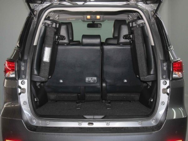 2023-Toyota-Fortuner-24-GD-6-Raised-Body-Auto image:12