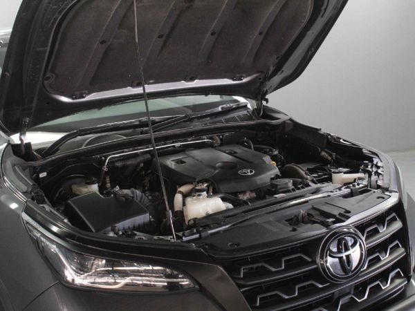 2023-Toyota-Fortuner-24-GD-6-Raised-Body-Auto image:20
