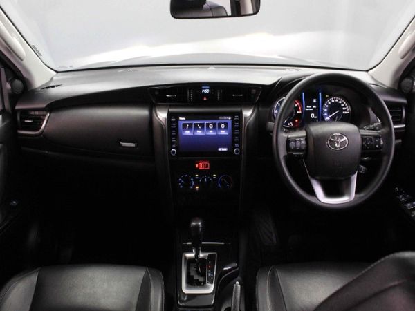 2023-Toyota-Fortuner-24-GD-6-Raised-Body-Auto image:4