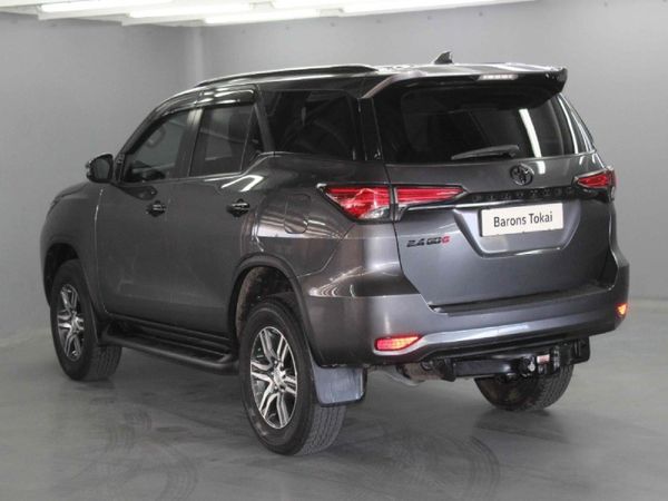 2023-Toyota-Fortuner-24-GD-6-Raised-Body-Auto image:5
