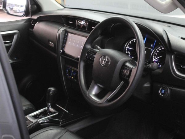 2023-Toyota-Fortuner-24-GD-6-Raised-Body-Auto image:8