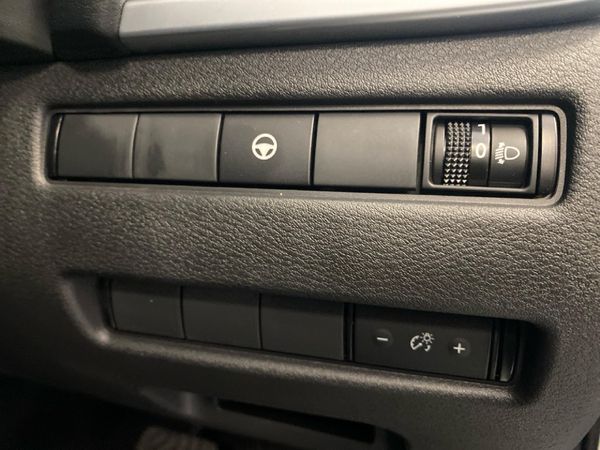 2026-Nissan-X-Trail-25-Acenta-Auto image:22