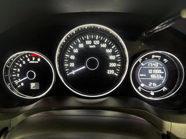 2017-Honda-HR-V-18-Elegance-Auto image:2