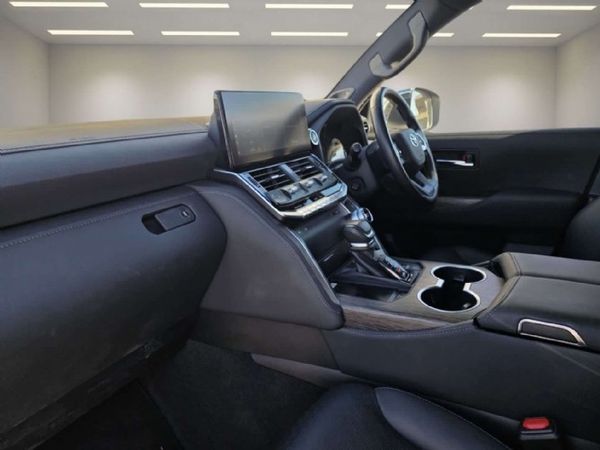 2023-Toyota-Land-Cruiser-300-V6-33-D-ZX image:12