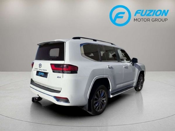 2023-Toyota-Land-Cruiser-300-V6-33-D-ZX image:5