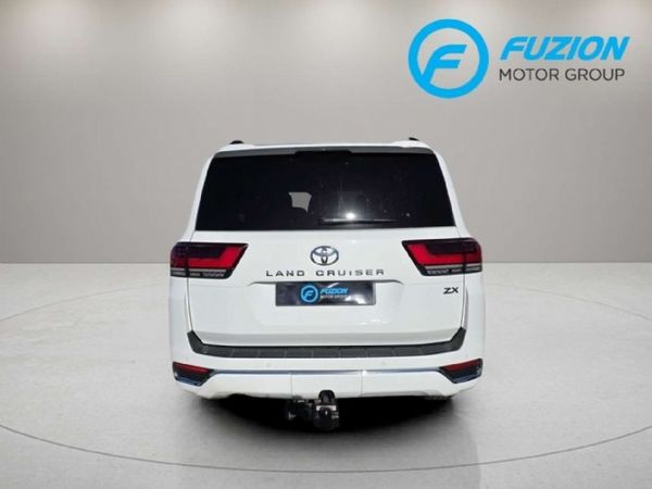 2023-Toyota-Land-Cruiser-300-V6-33-D-ZX image:6