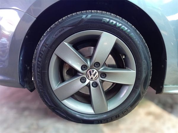 2016-Volkswagen-Jetta-GP-12-TSI-Trendline image:4