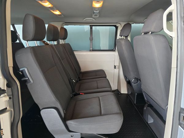 2018-Volkswagen-Kombi-20-TDI-Auto-103kW-Trendline image:17