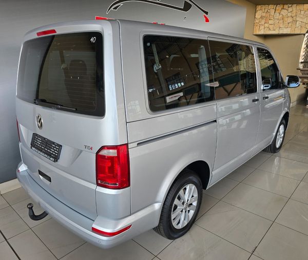 2018-Volkswagen-Kombi-20-TDI-Auto-103kW-Trendline image:3