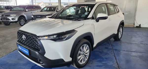 2022-Toyota-Corolla-Cross-18-XI image:2