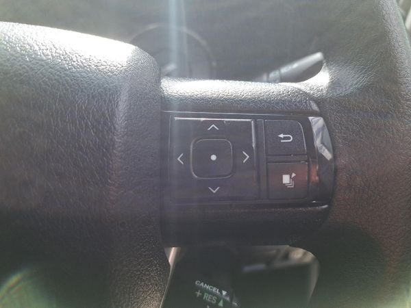 2024-Toyota-Hilux-24-GD-6-Raider-4x4-Auto-Double-Cab image:9