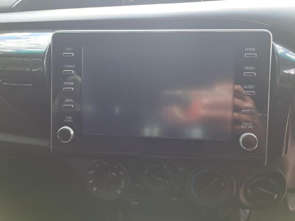 2024-Toyota-Hilux-24-GD-6-Raider-4x4-Auto-Double-Cab image:11