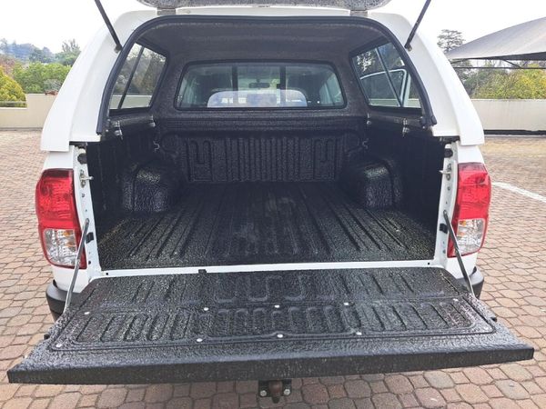 2024-Toyota-Hilux-24-GD-6-Raider-4x4-Auto-Double-Cab image:16